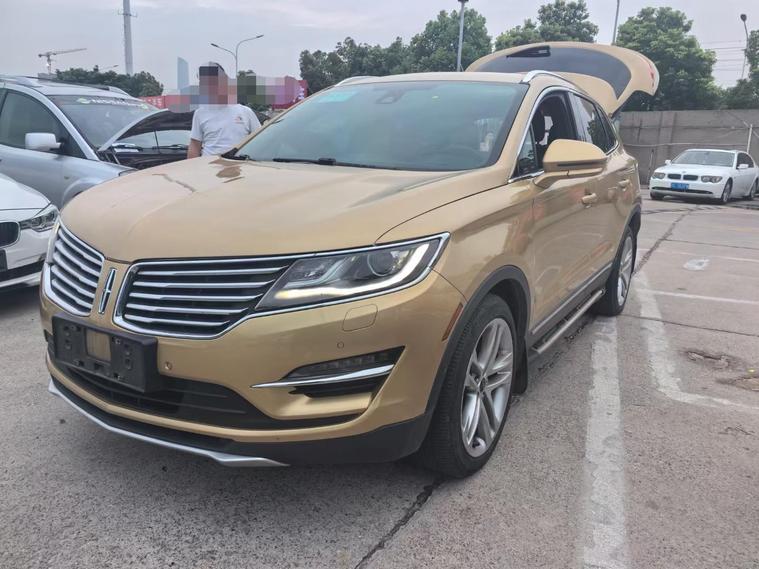r220393-lincoln-mkc-2016_0
