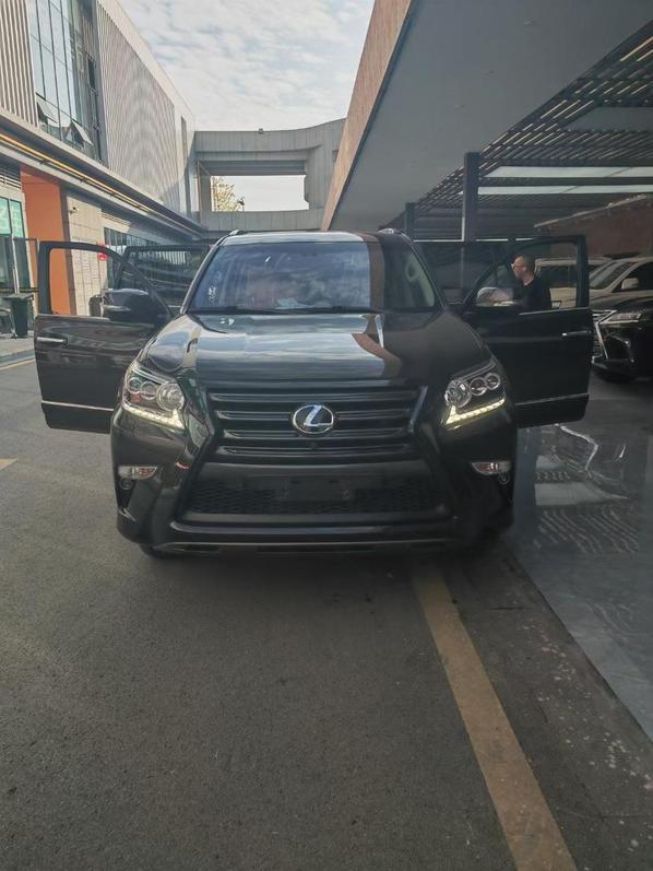 r220404-lexus-gx-2014_0