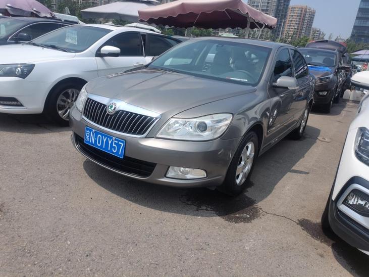 r220417-skoda-octavia-2012_0