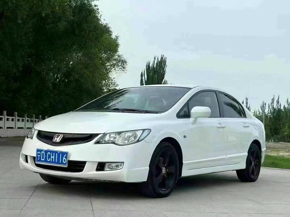 r220426-honda-ciimo-2013_0