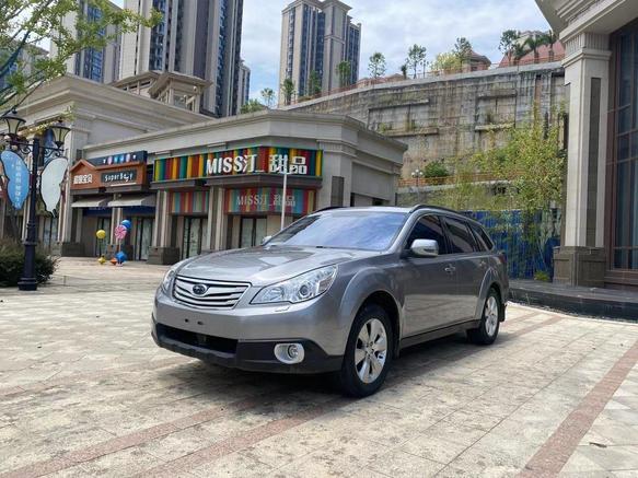 r220450-subaru-outback-2011_0