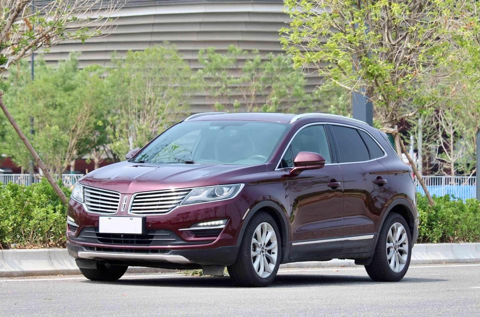 r220454-lincoln-mkc-2016_0