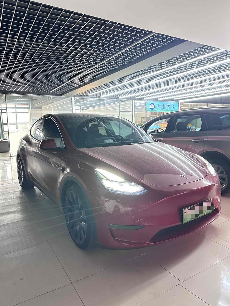 r220503-tesla-model-y-2022_0