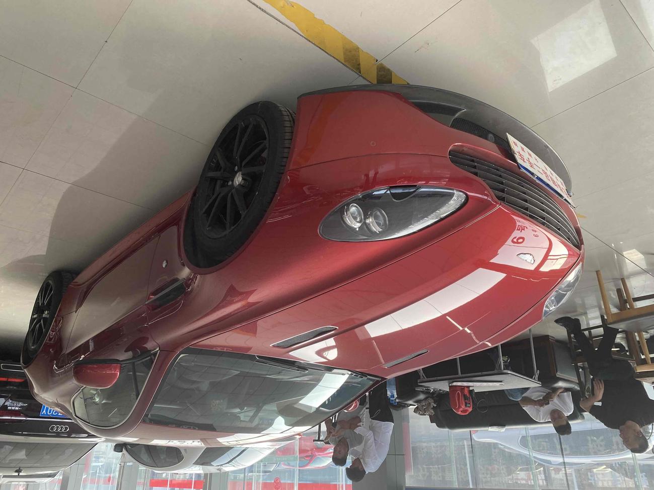 r220520-aston-martin-v8-vantage-2014_0