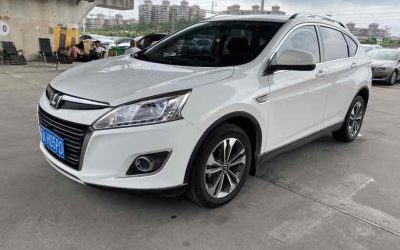 r220549-luxgen-u6-suv-2015_0