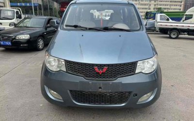r1013183-wuling-hongguang-2013_0