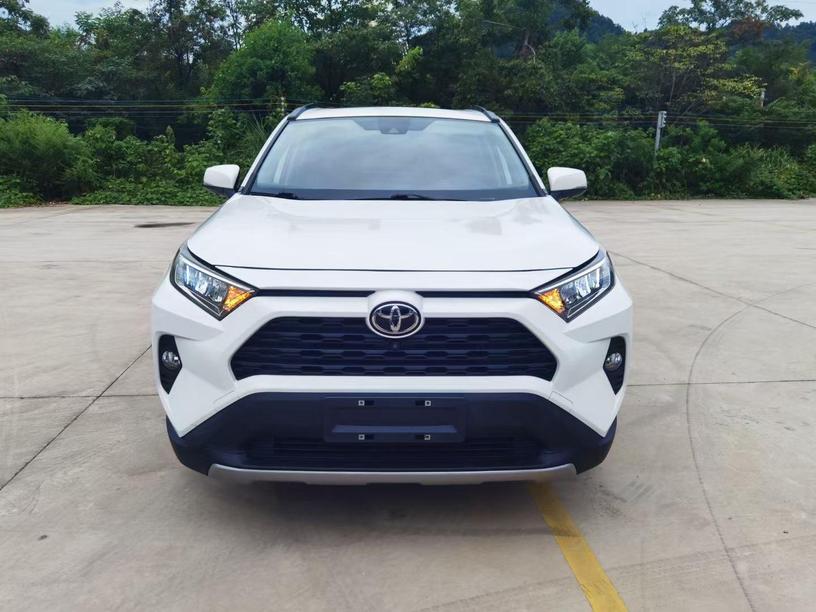 r1013207-toyota-rav4-2021_0