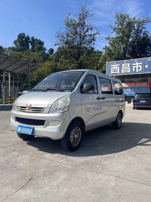 r1013212-wuling-rongguang-2018_0