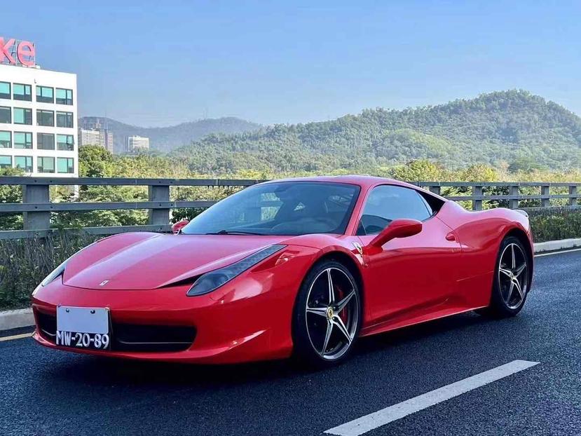 r1013221-ferrari-458-2011_0