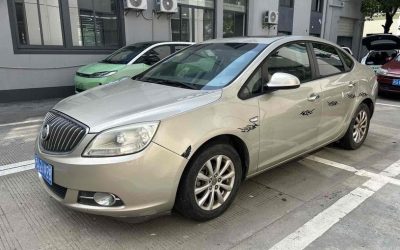r1013222-buick-excelle-gt-2013_0