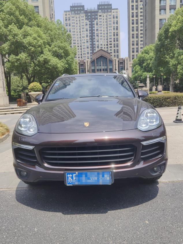 r1013238-porsche-cayenne-2017_0