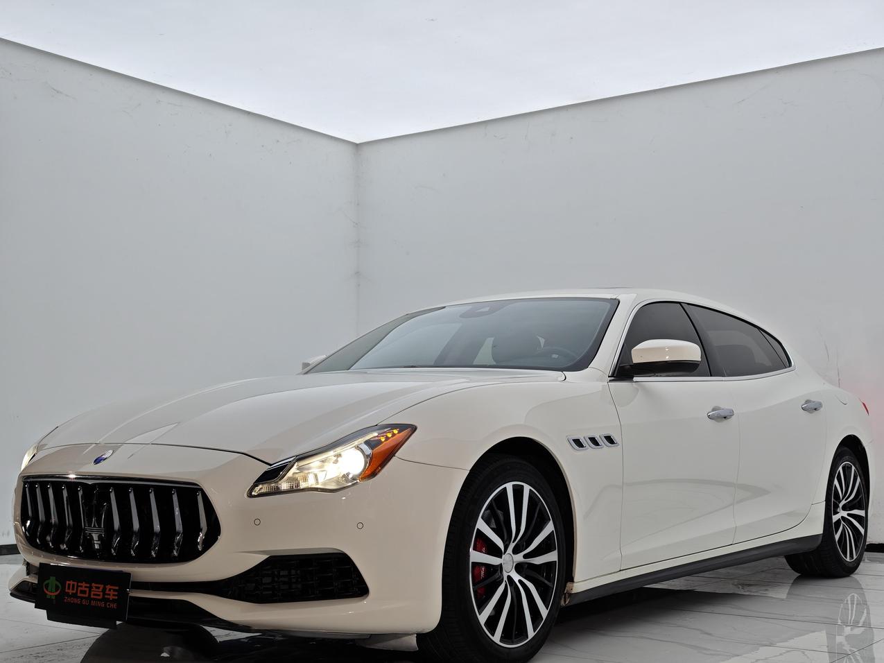 r1013261-maserati-quattroporte-2017_0