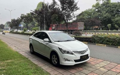 r1013275-hyundai-reina-2016_0