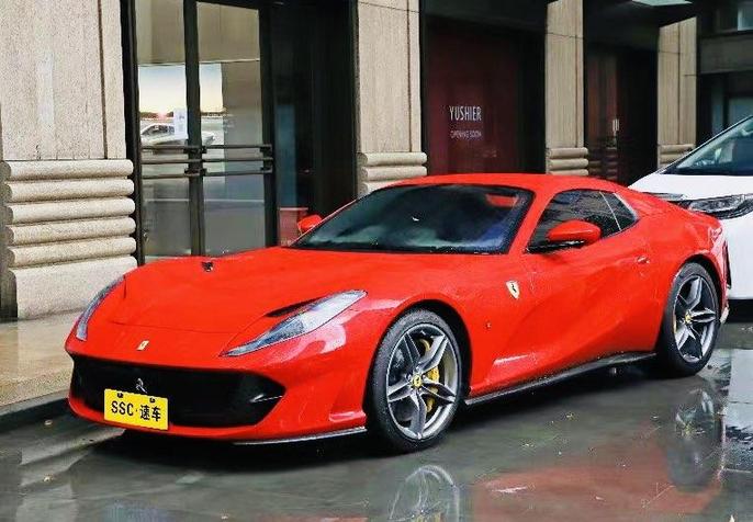 r1013283-ferrari-812-2021_0