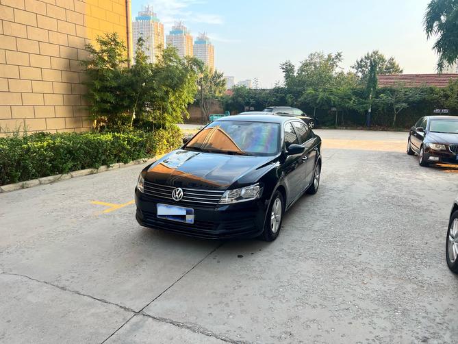 r1013297-volkswagen-lavida-2016_0