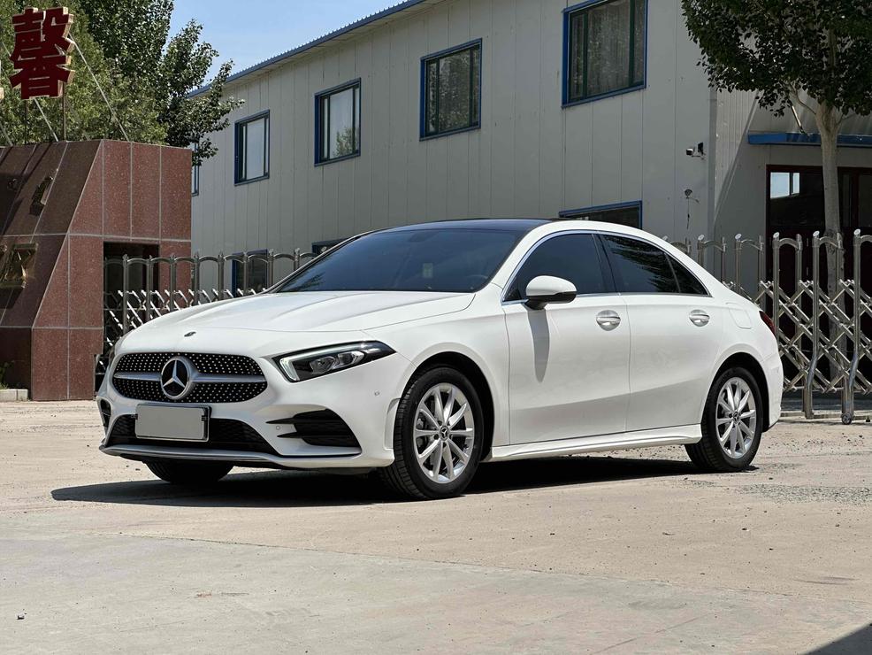 r1013298-mercedes-benz-a-class-2022_0