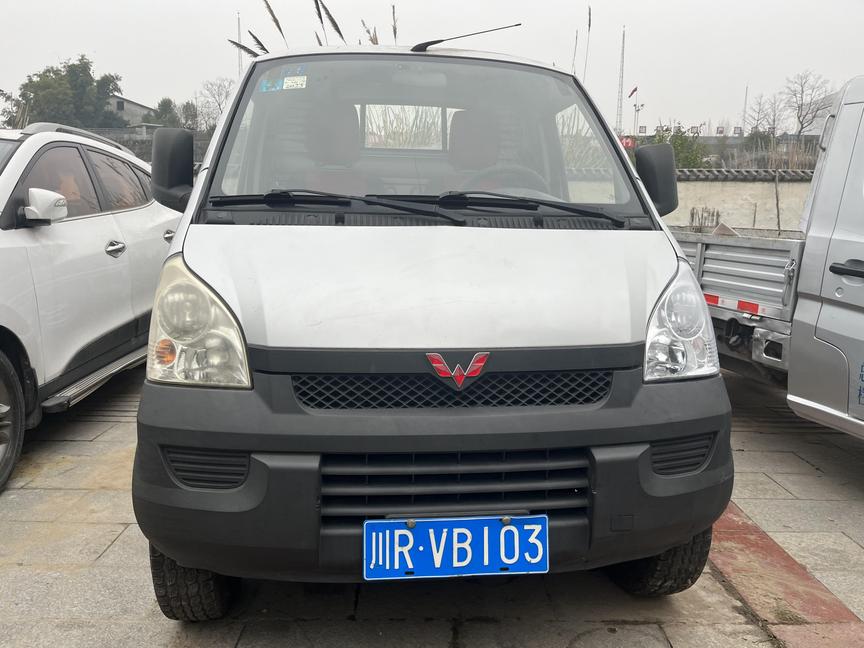 r1013323-wuling-rongguang-light-truck-2017_0