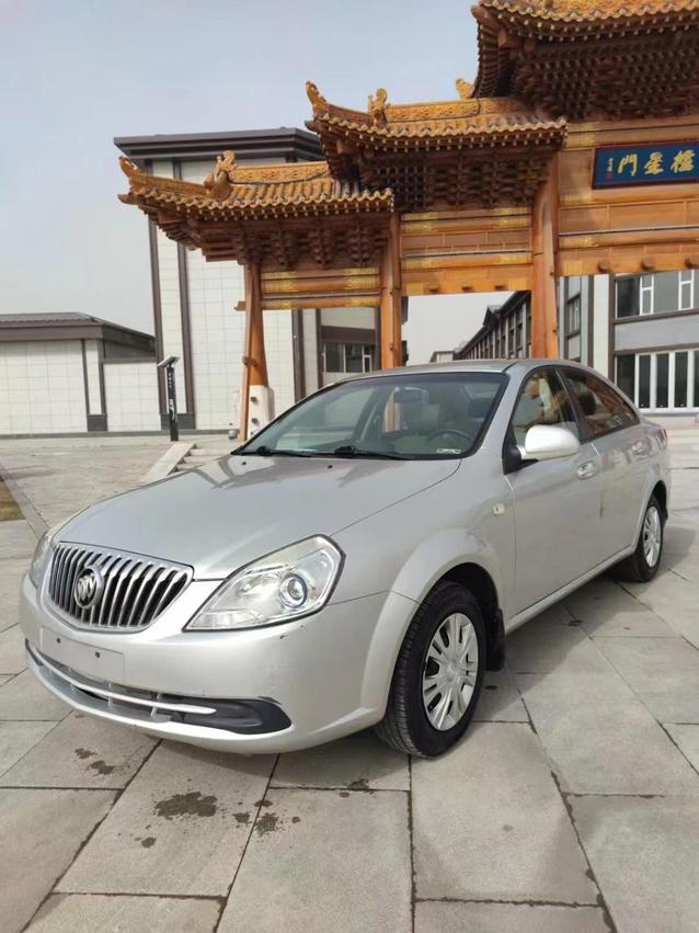 r1013344-buick-excelle-2010_0