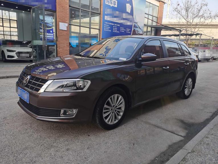 r1013347-volkswagen-gran-lavida-2015_0
