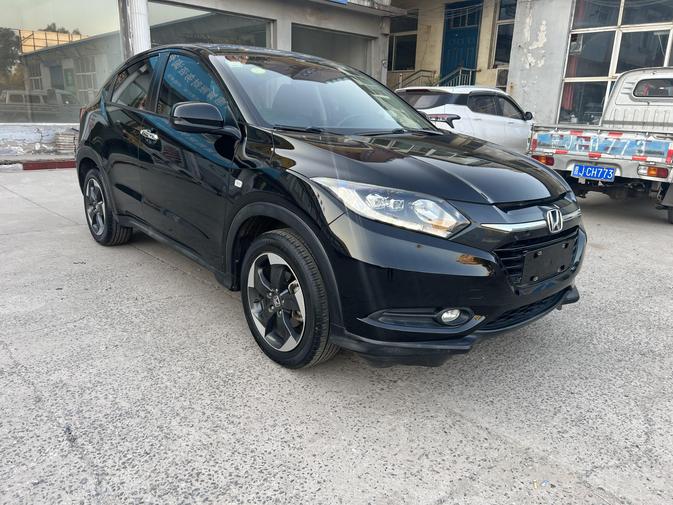 r1013424-honda-vezel-2017_0
