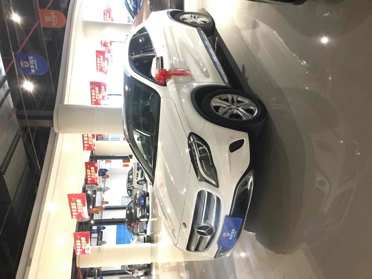 r1013431-mercedes-benz-gla-2016_0
