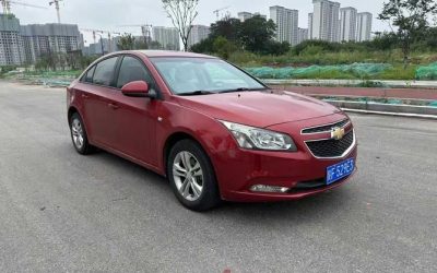 r1013433-chevrolet-cruze-2015_0