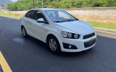 r1013452-chevrolet-aveo-2013_0