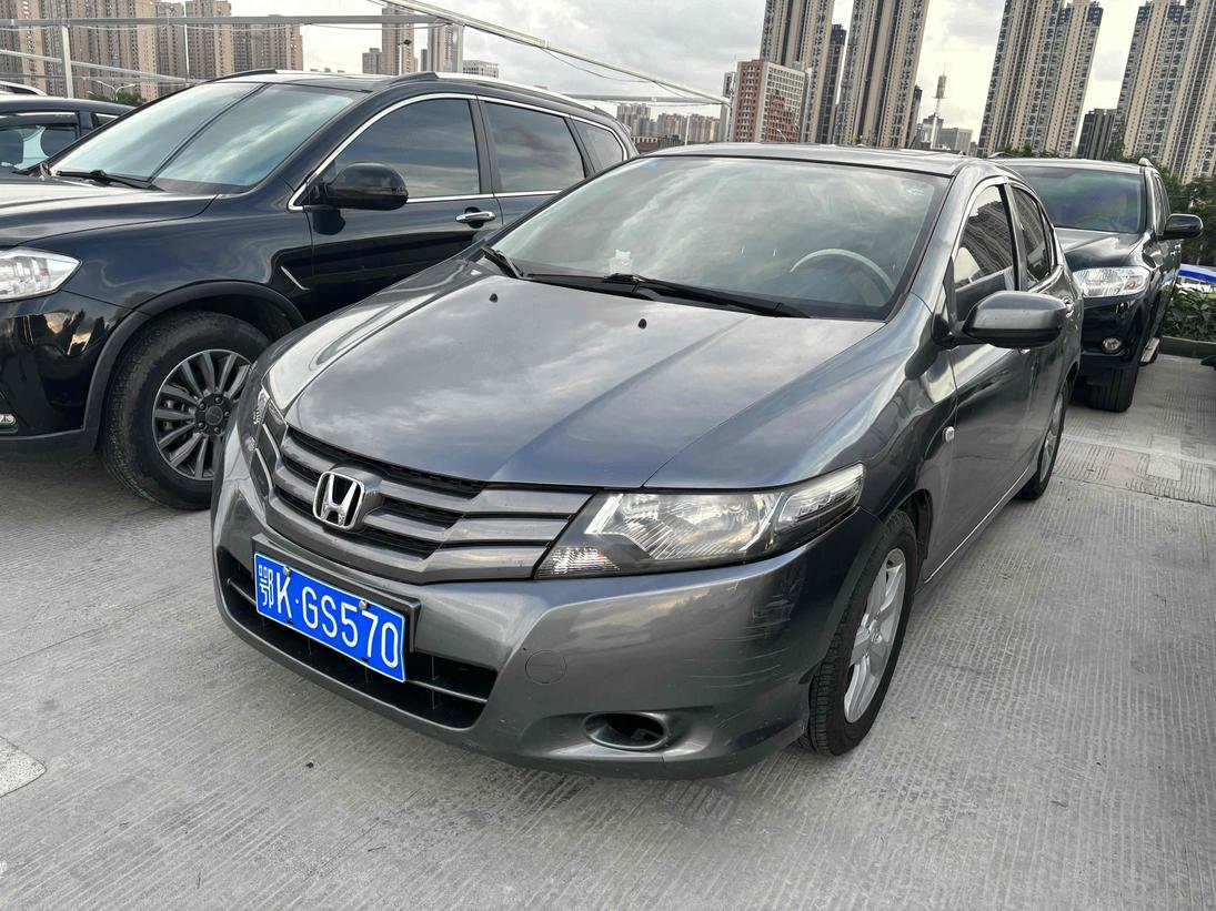 r1013456-honda-city-classic-2012_0