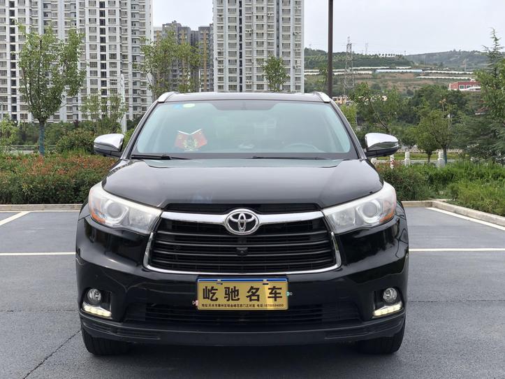 r1013489-toyota-highlander-2017_0