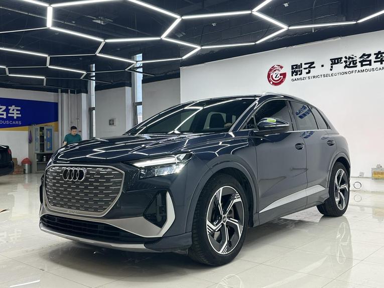 r1013491-audi-q4-e-tron-2023_0