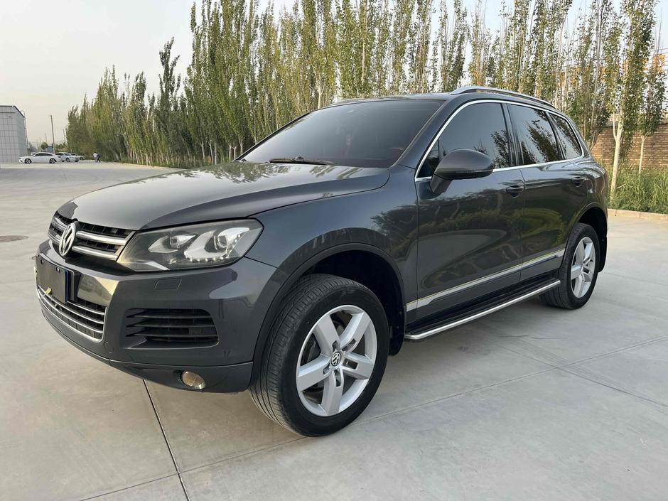 r1013501-volkswagen-touareg-2014_0