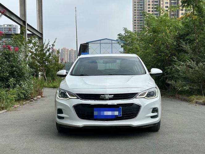 r1013507-chevrolet-cavalier-2018_0
