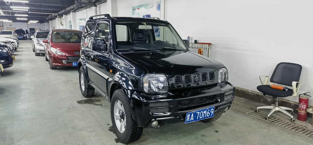 r1013542-suzuki-jimny-2010_0