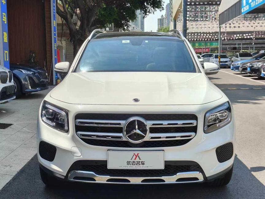 r1013568-mercedes-benz-glb-2022_0