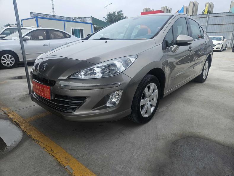 r1013581-peugeot-408-2013_0
