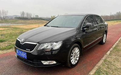 r1013614-skoda-superb-2014_0