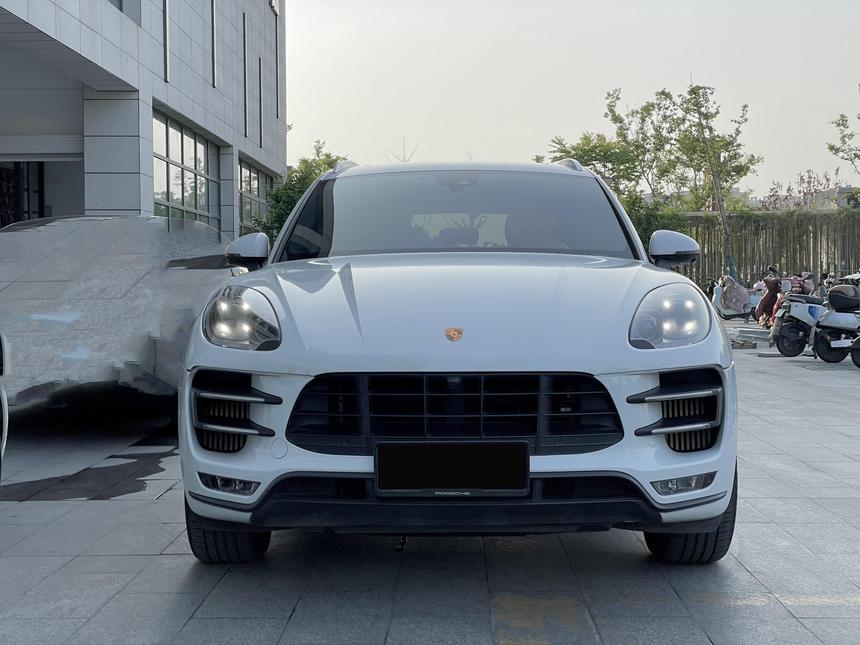 r1013688-porsche-macan-2017_0