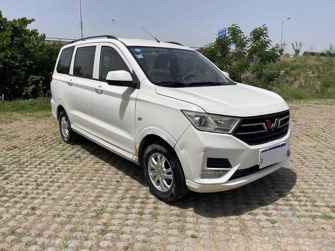 r1013703-wuling-hongguang-2019_0