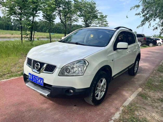 r1013715-nissan-qashqai-2016_0