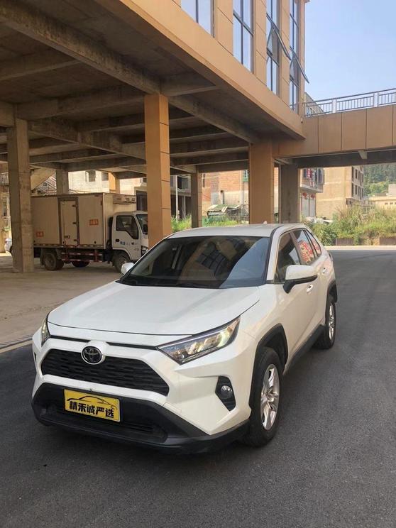 r1013770-toyota-rav4-2020_0