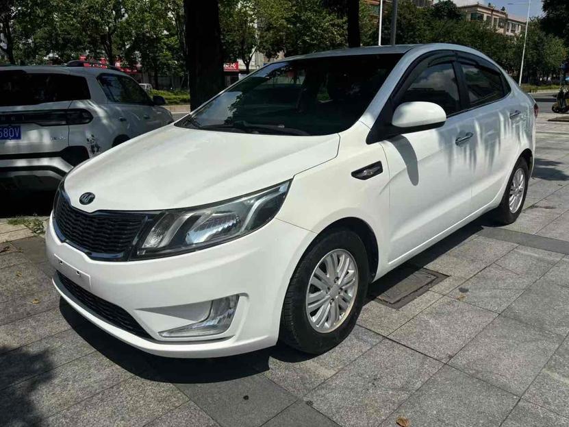 r1013783-kia-k2-2013_0