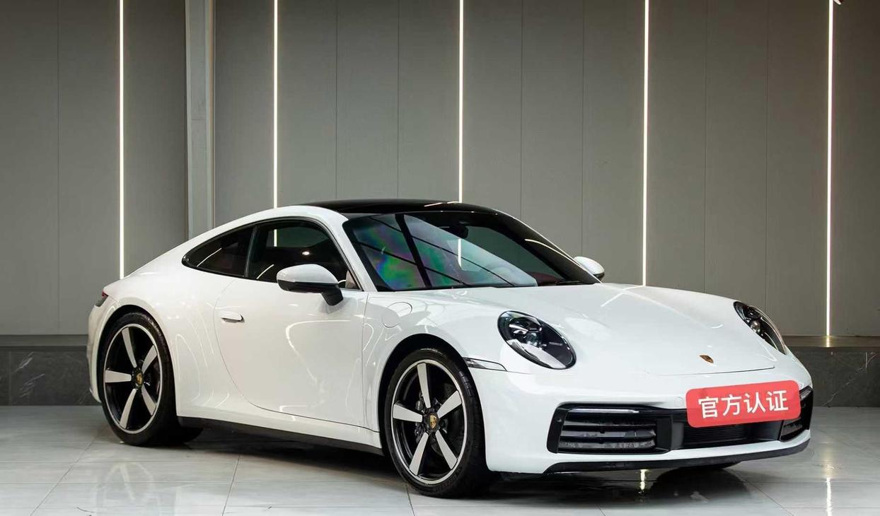 r1013787-porsche-911-2022_0