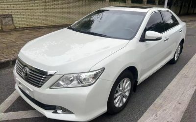 r1013791-toyota-camry-2014_0