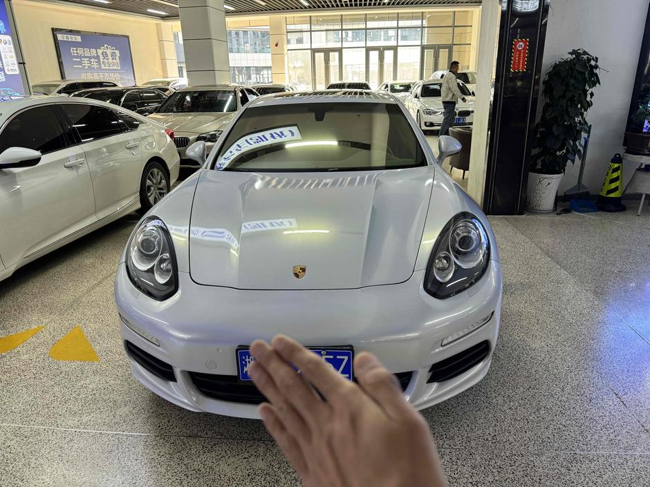 r1013801-porsche-panamera-2015_0