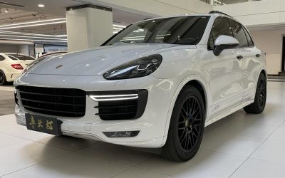 r1013854-porsche-cayenne-2017_0