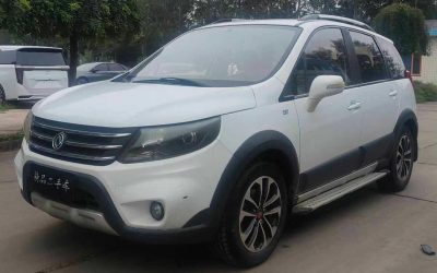 r1013865-dongfeng-forthing-jingyi-x5-2014_0