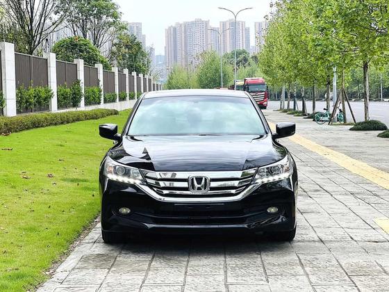 r1013872-honda-accord-2015_0