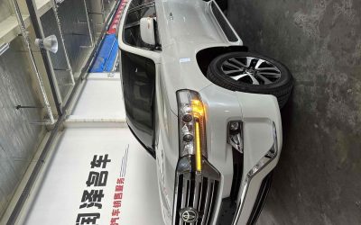 r1013906-toyota-land-cruiser-2018_0
