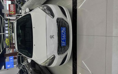 r1013923-peugeot-308-2014_0
