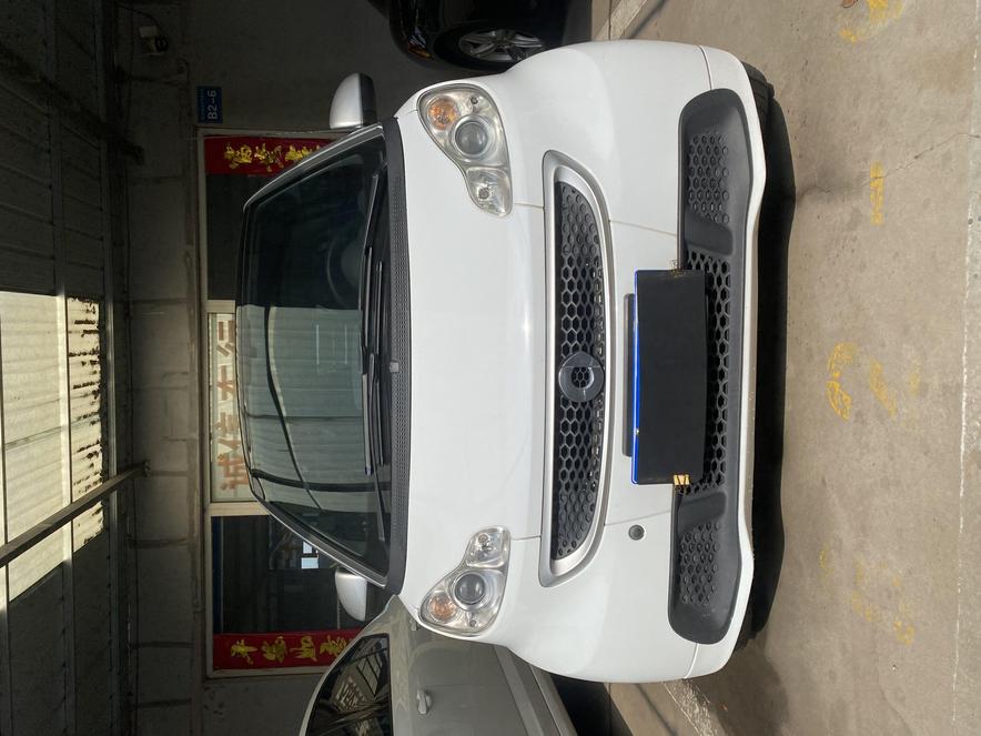 r1013936-smart-fortwo-2015_0